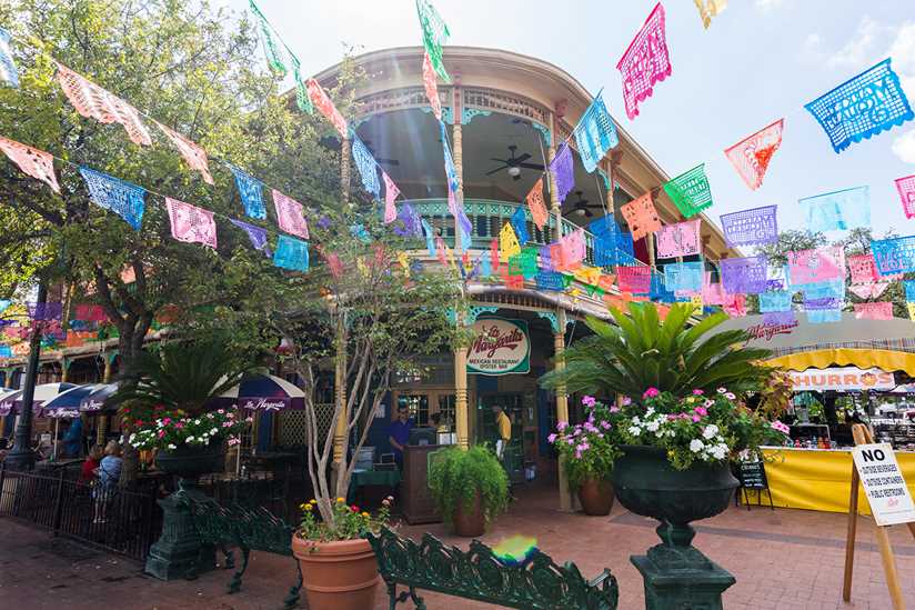 The Best Cinco De Mayo Celebrations Across the U.S.