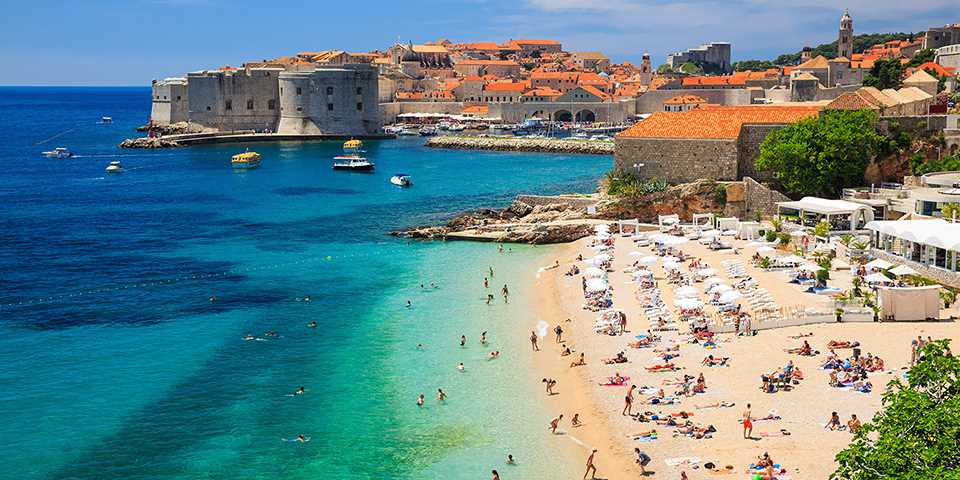 Featured Destinations 18 東欧 トラベルズー