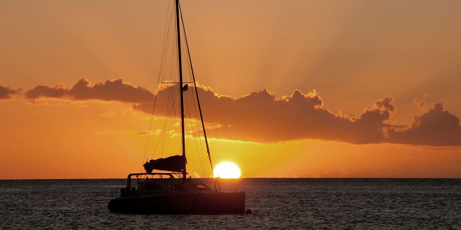 oahu catamaran sunset cruise