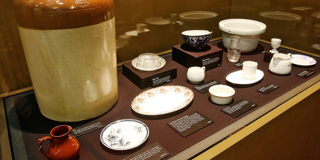 Titanic or 'BODIES' Exhibitions at Luxor Las Vegas Travelzoo