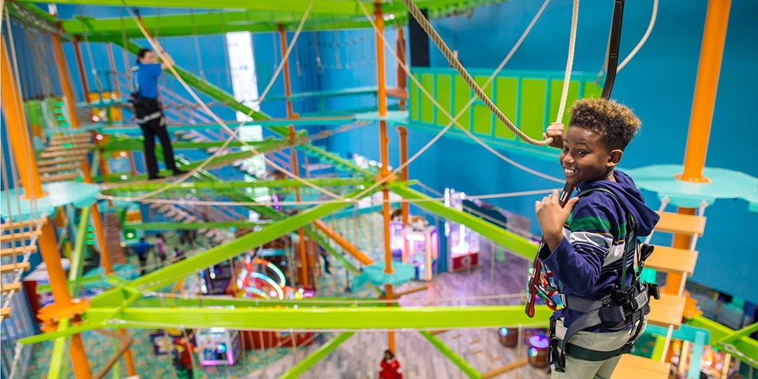 New York's Largest Resort & Indoor Waterpark Travelzoo