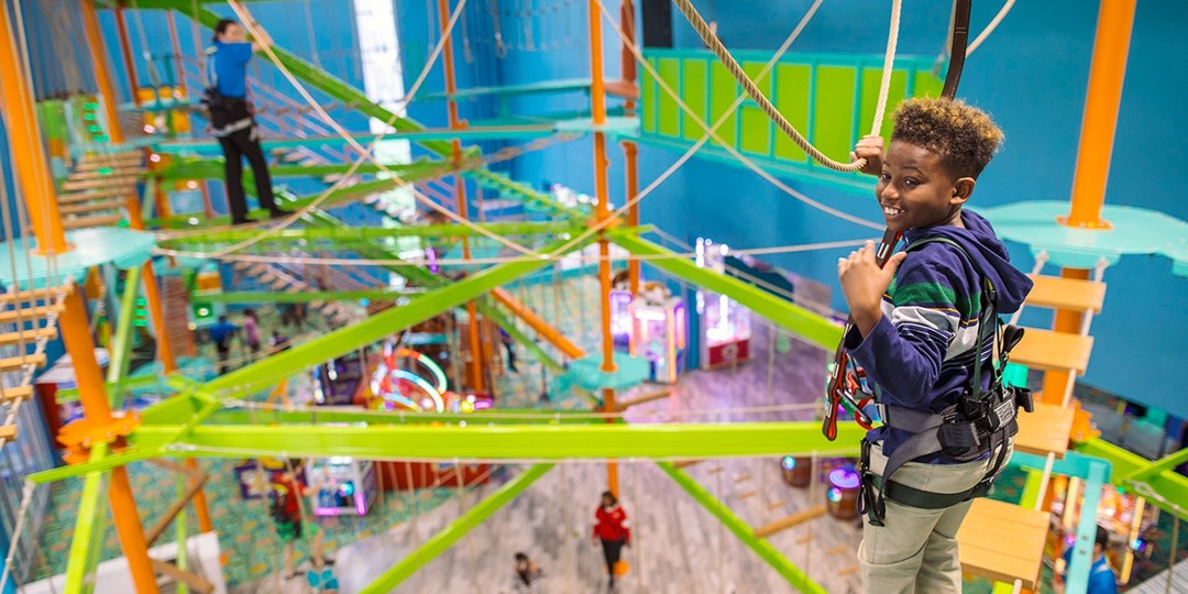 Catskills Resort with Indoor Water Park Passes Travelzoo