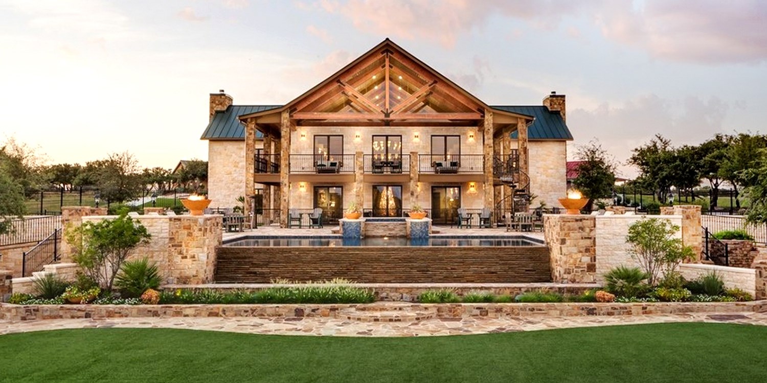 679 Texas 5Star Ranch Stay for 2 incl. Meals, Reg. 1150 Travelzoo