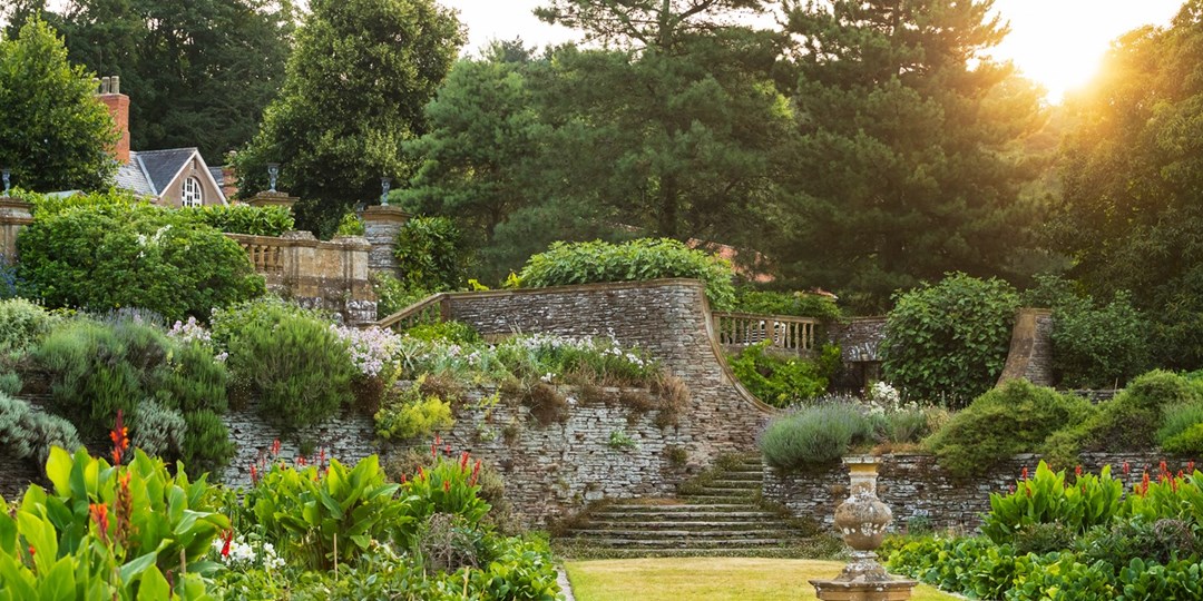 £13 Entry for 2 to House