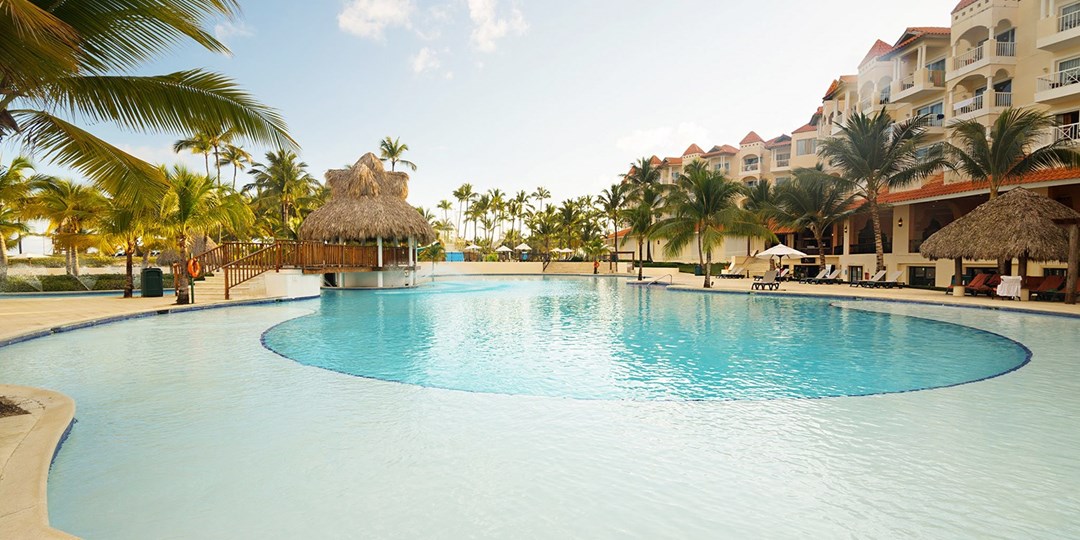 Punta Cana AllInclusive Getaway w/Air Travelzoo