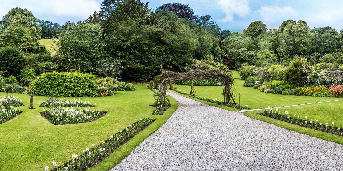 £13 Lancashire house & gardens entry for 2, 31 off Travelzoo
