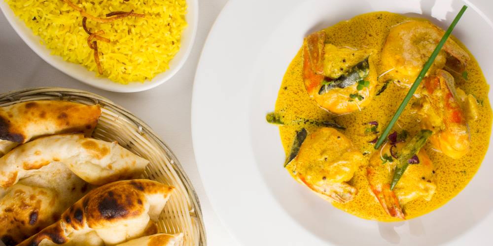 Indian meal & wine for 2 at 'hidden gem' in the City Indian meal & wine for 2 at 'hidden gem' in the City