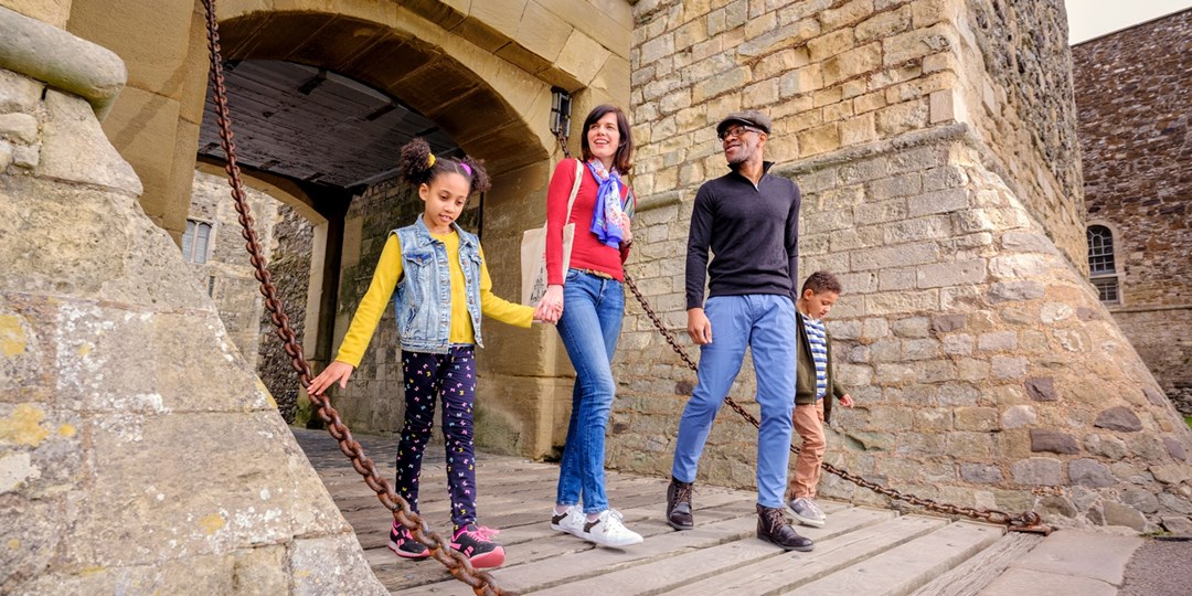 25 off—English Heritage annual membership visit 400+ sites Travelzoo