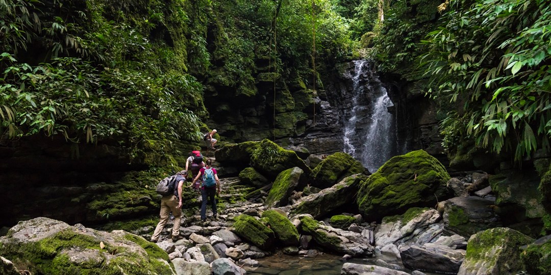 1499—Ecuador, Galápagos & Amazon tour w/air, save 2800 Travelzoo