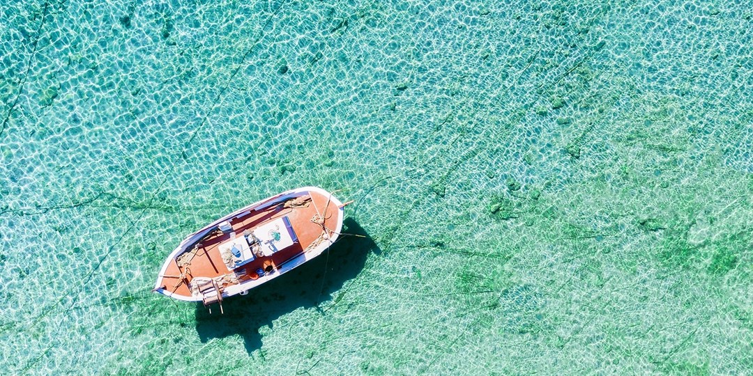 2999 & up—Greece 9 nights w/tours, islandhopping & air Travelzoo