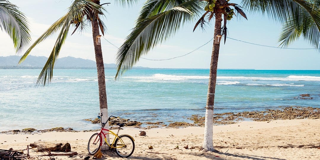 Costa Rica Beach & Jungle 8Night Trip w/Air, Car Travelzoo