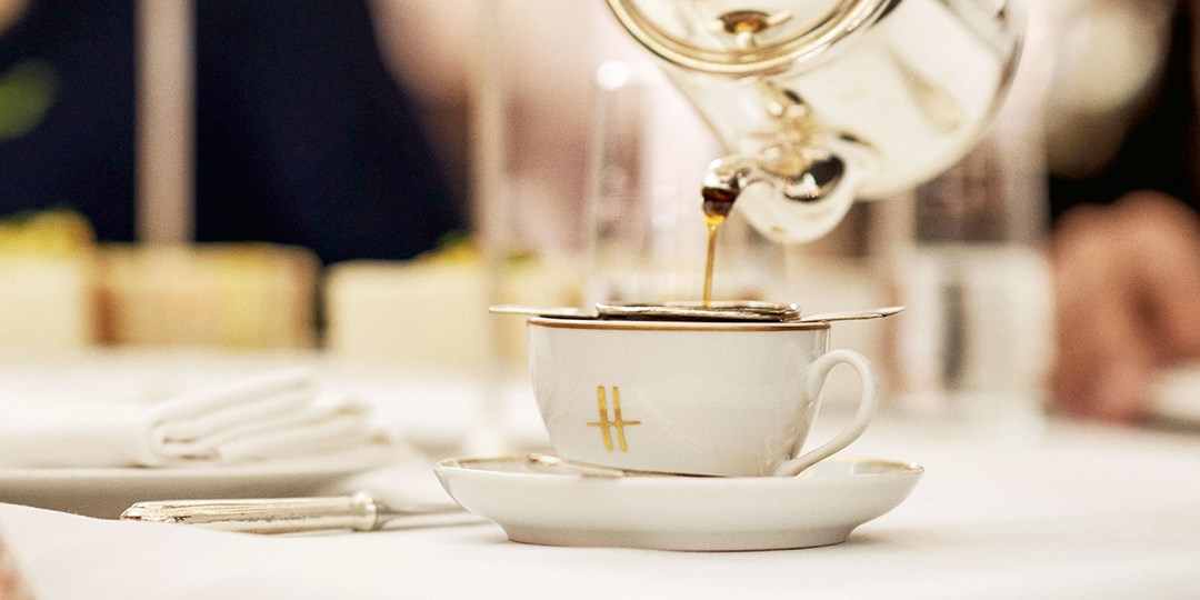 £99 Harrods Tea Rooms champagne afternoon tea for 2 Travelzoo