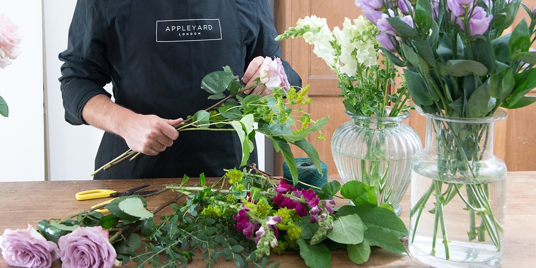 Flower bouquets delivered to your door, save £11 Travelzoo