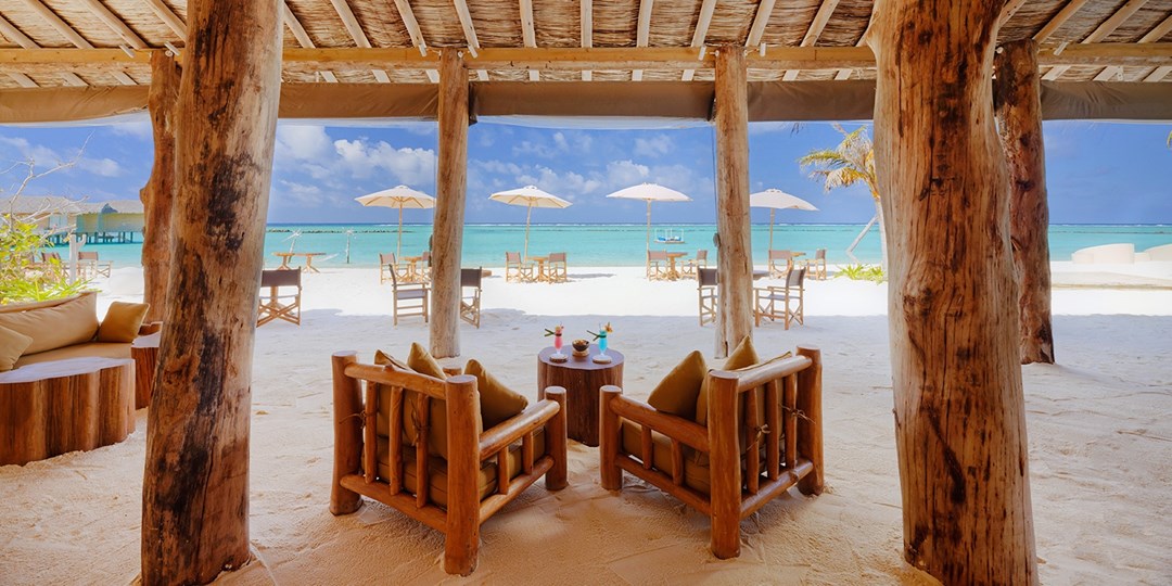 3679—Maldives allinclusive overwater villa week, 70 off Travelzoo