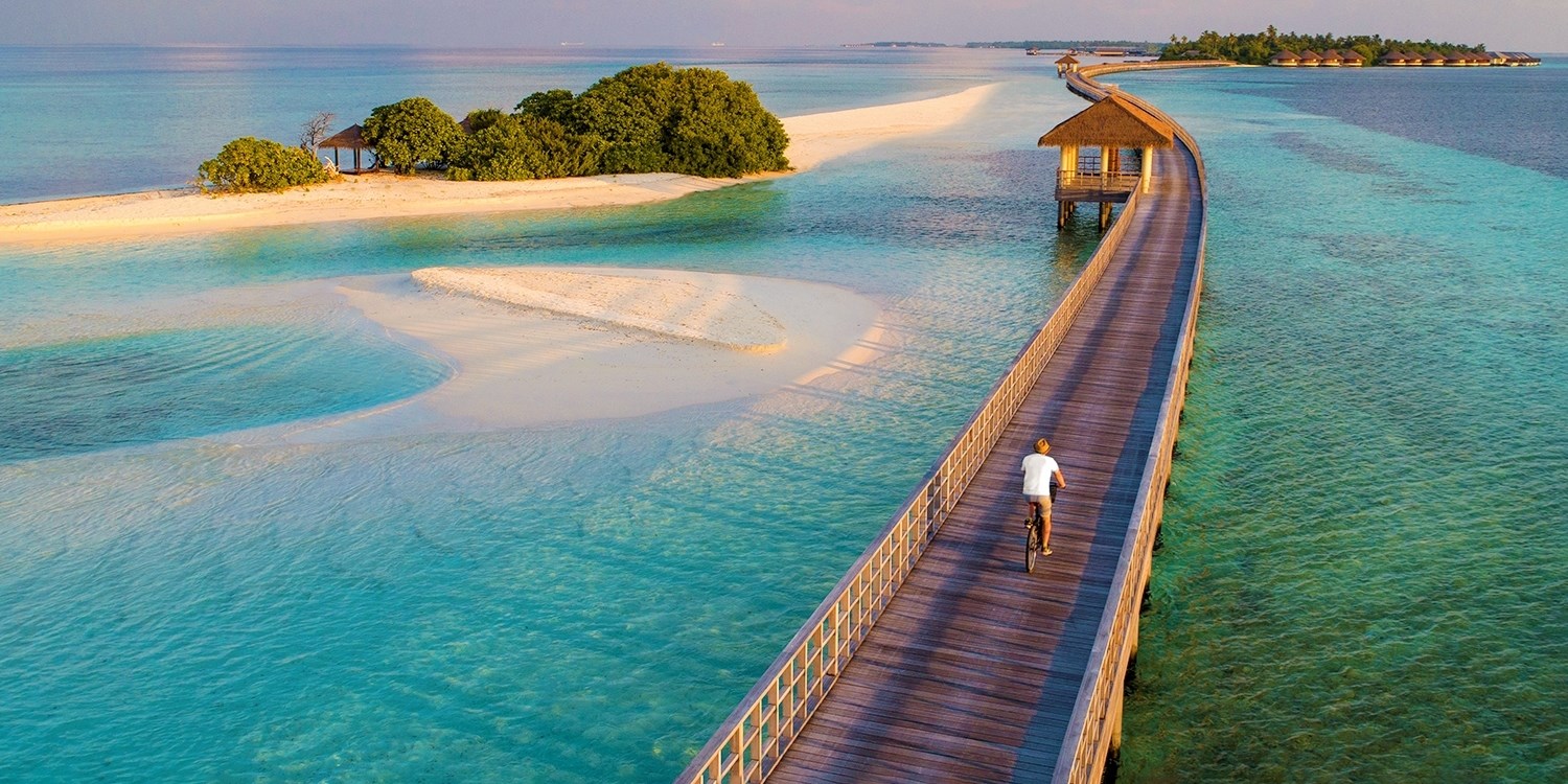 $5999 explore two maldives 5 star resorts in one vacation