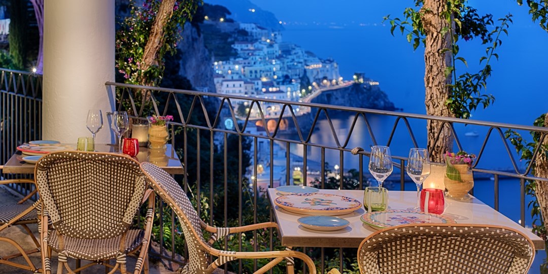 $1795 – Romantic Amalfi Coast 5-Star Getaway for 2 | Travelzoo