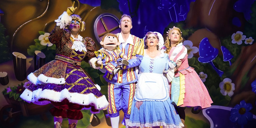 See Dawn French & Julian Clary in London panto | Travelzoo