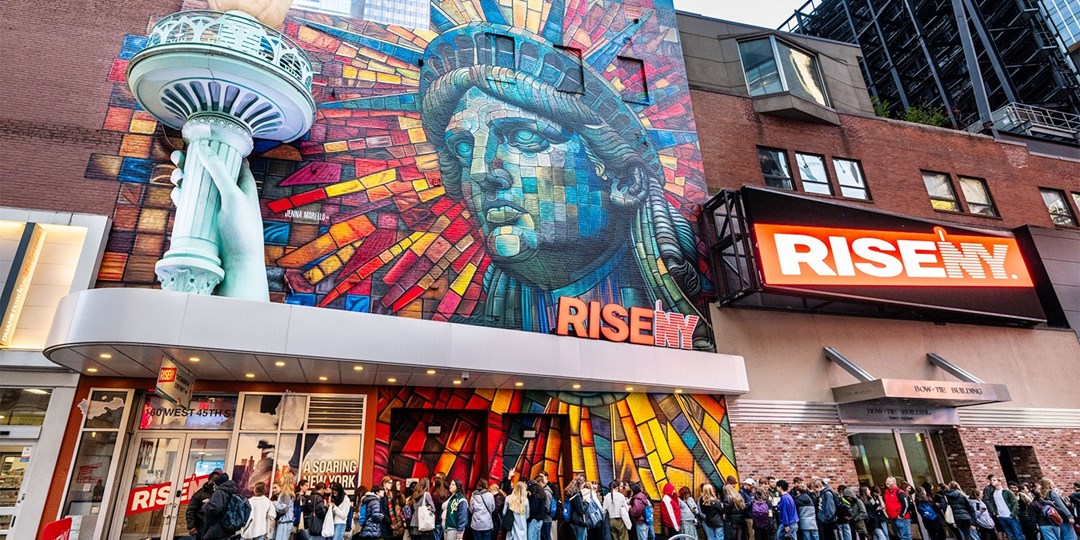 40 دولارًا – تجربة غامرة لشريحة الطيران في تايمز سكوير، تسجيل. 58 دولارًا