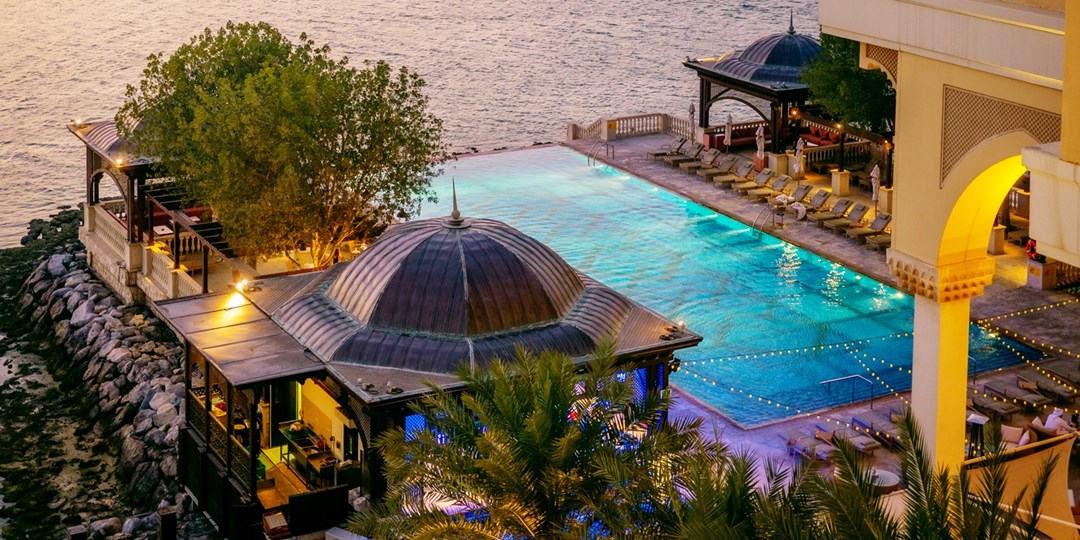 ab 799 €—1 Woche Abu Dhabi mit 5*Hotel & Flug, 440 € Travelzoo