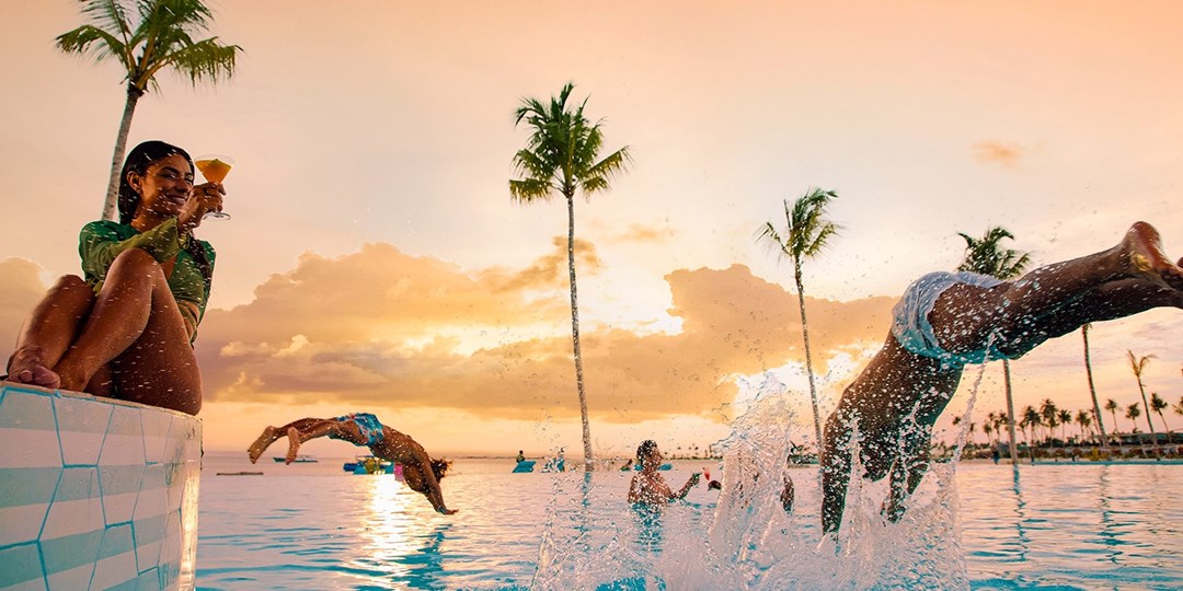 2399—New Maldives resort allinclusive vacation for 2 Travelzoo