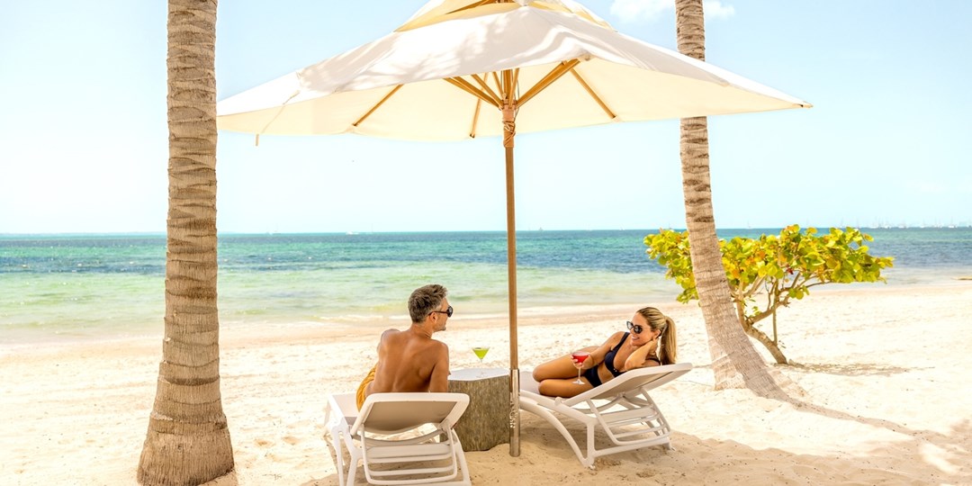 1985 دولارًا – جناح كانكون 5 نجوم شامل كليًا لشخصين