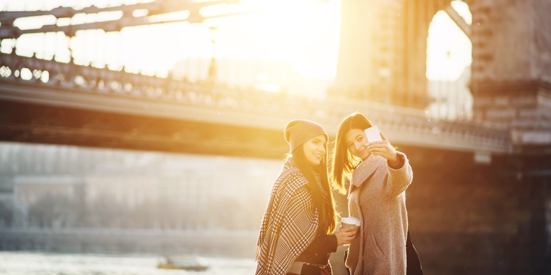 ما يصل إلى 800 دولار – إلى أي مدى يمكنك السفر مقابل 999 دولارًا أو أقل؟