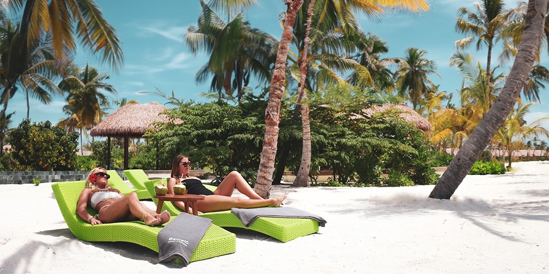 2999—Maldives allinclusive villa for 2, reg. 7680 Travelzoo