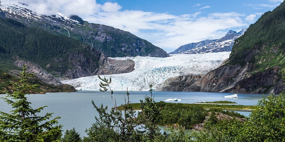 Alaska 2021 Cruise w/Balcony, Air Credit & Drinks | Travelzoo