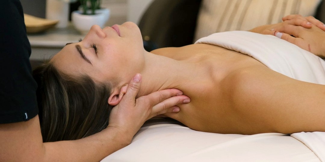 159 دولارًا – علاجات سبا فاخرة في حياة ريجنسي مونتيري