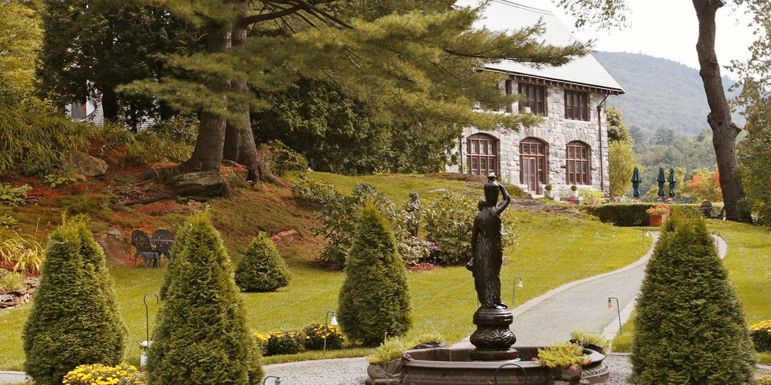129 Vermont CastleStyle Resort thru Summer, 70 Off Travelzoo