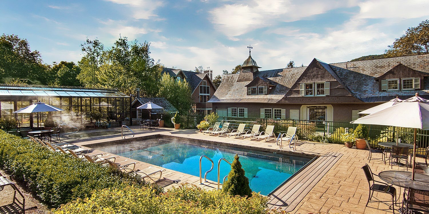 129 Vermont CastleStyle Resort thru Summer, 70 Off Travelzoo