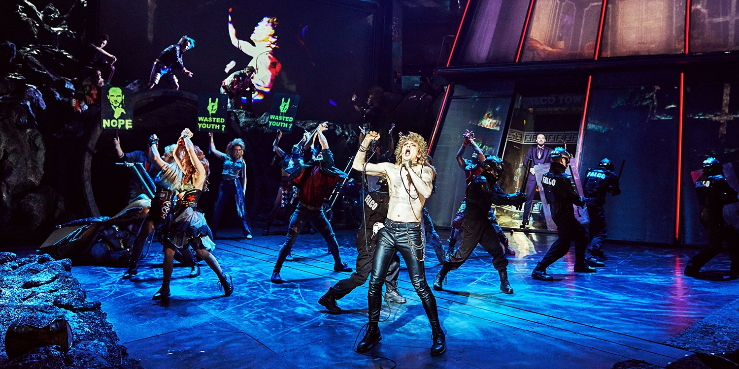 Meat Loaf Anthemic Rock Musical 'Bat Out of Hell' | Travelzoo