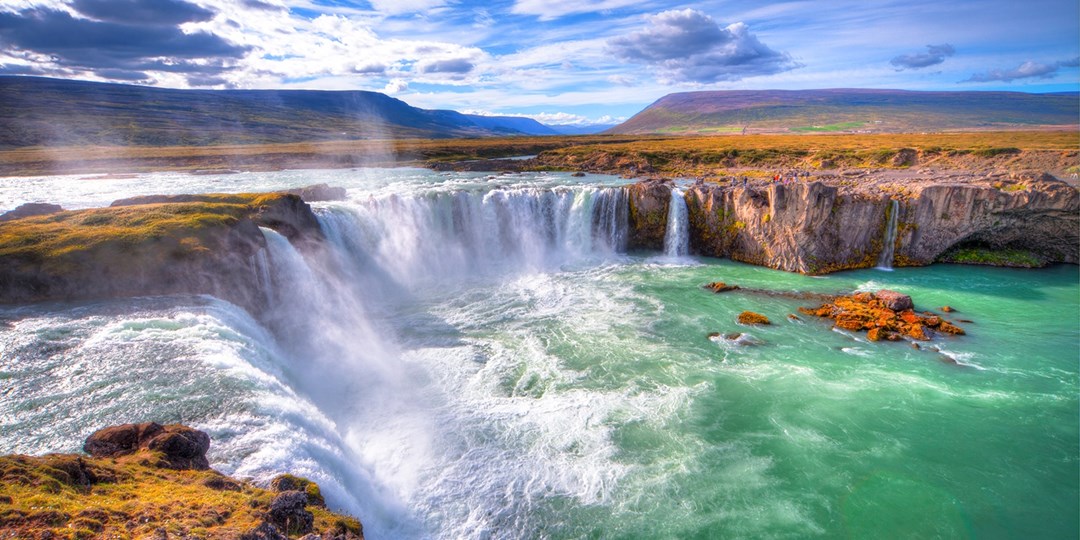 £249pp—3nt Iceland break w/flights & Northern Lights Travelzoo