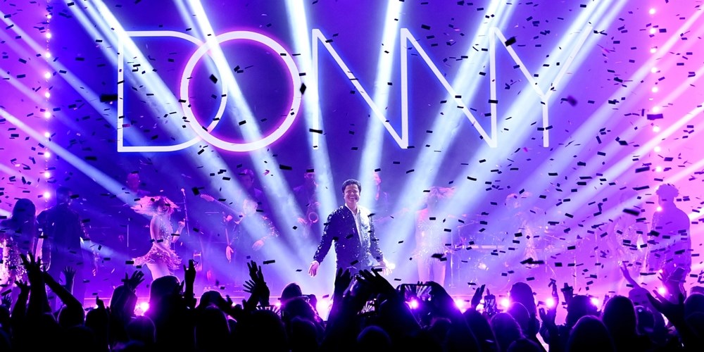 las-vegas-live-shows-w-rod-stewart-john-legend-more-travelzoo