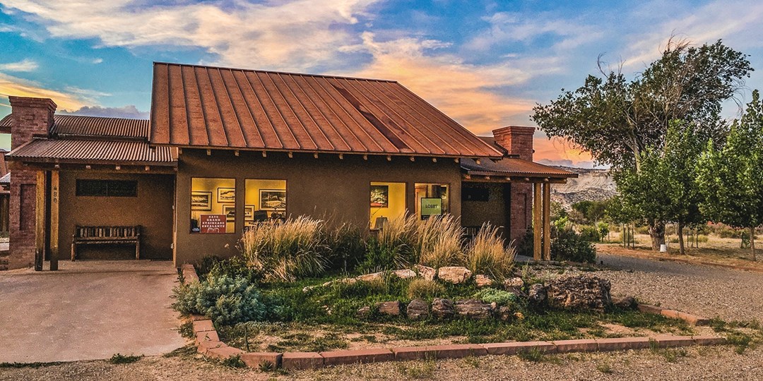 Stay at Entrada Escalante Lodge, HalfOff Travelzoo