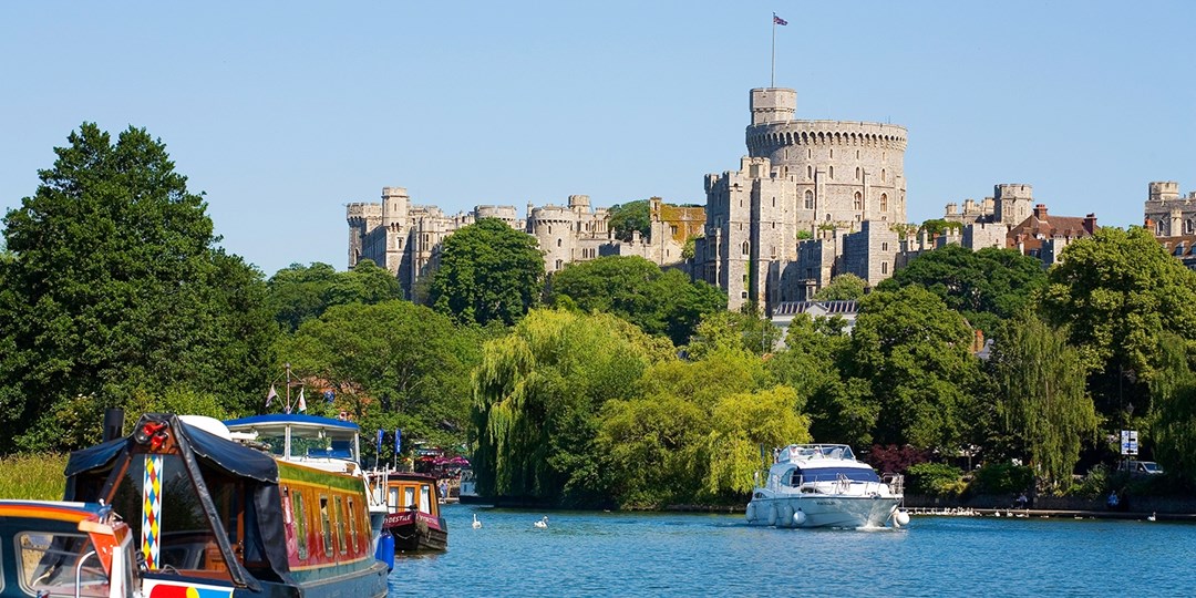 £359 & up—'Serene' boat holidays in England & Scotland Travelzoo