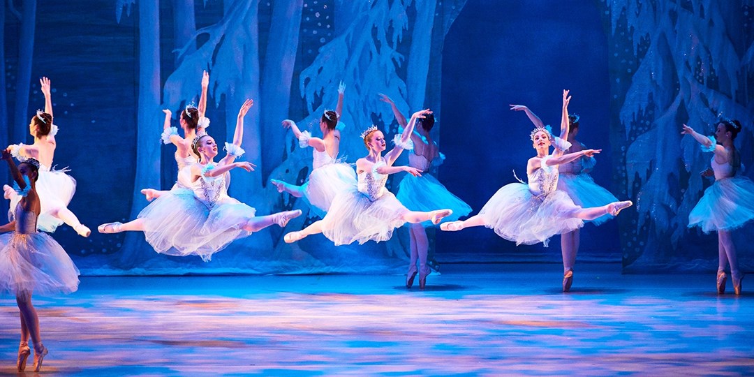 Saint Louis Ballet's 'The Nutcracker' incl. Photo with Cast Travelzoo