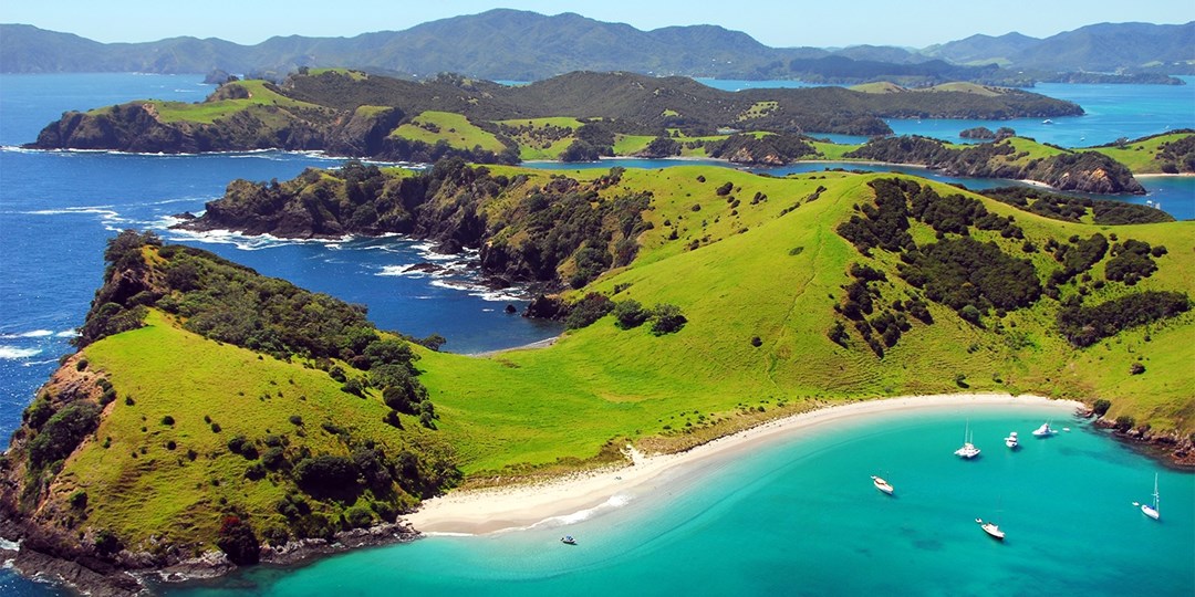 £4999pp—26 nts grand Australia tour & New Zealand cruise Travelzoo