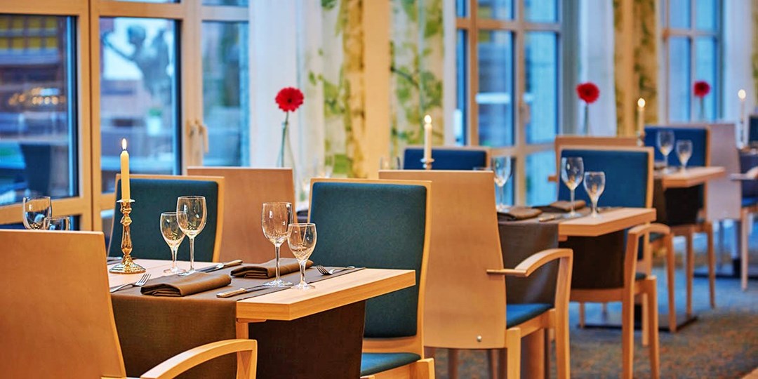 Was Kostet Im Hilton Main Parken Für Hotelgäste www.travelzoo.com