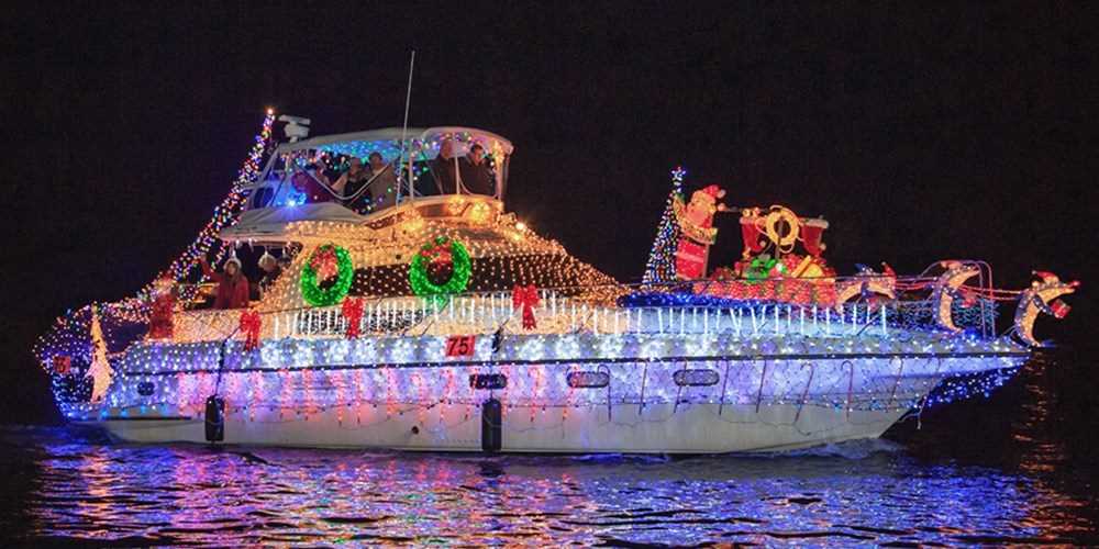 19 Newport Beach Christmas Boat Parade For 2 Travelzoo 19 Newport Beach Christmas Boat Parade For 2 Travelzoo