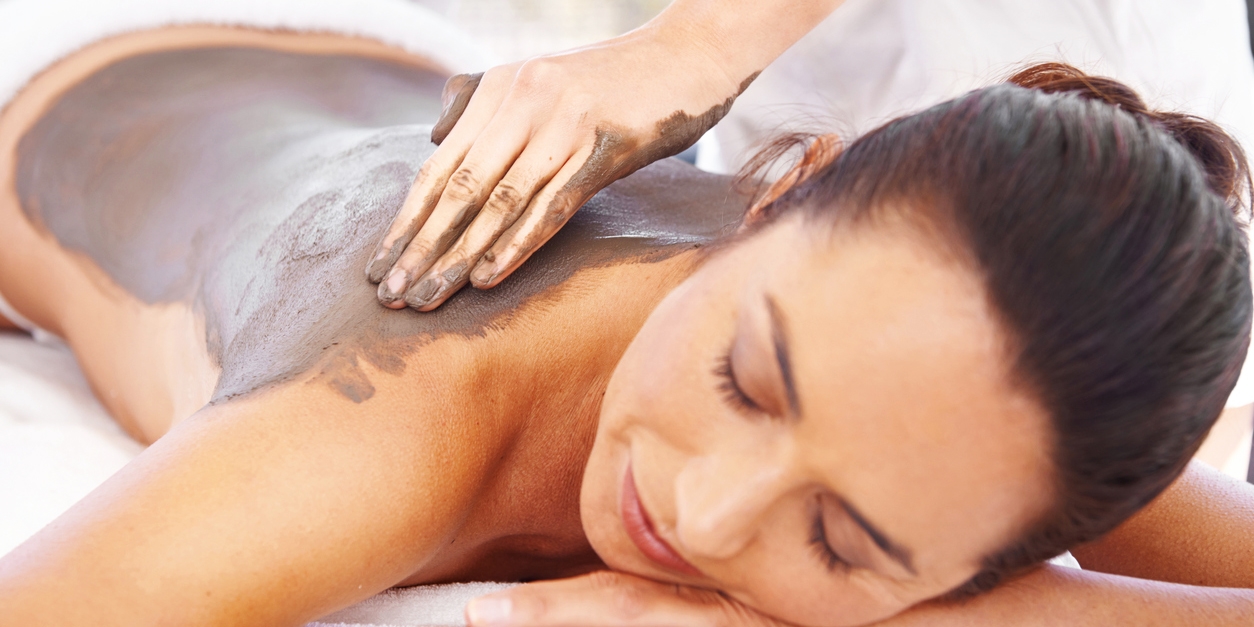 5-star London hotel: massage, rasul & bubbly for 2 5-star London hotel: massage, rasul & bubbly for 2