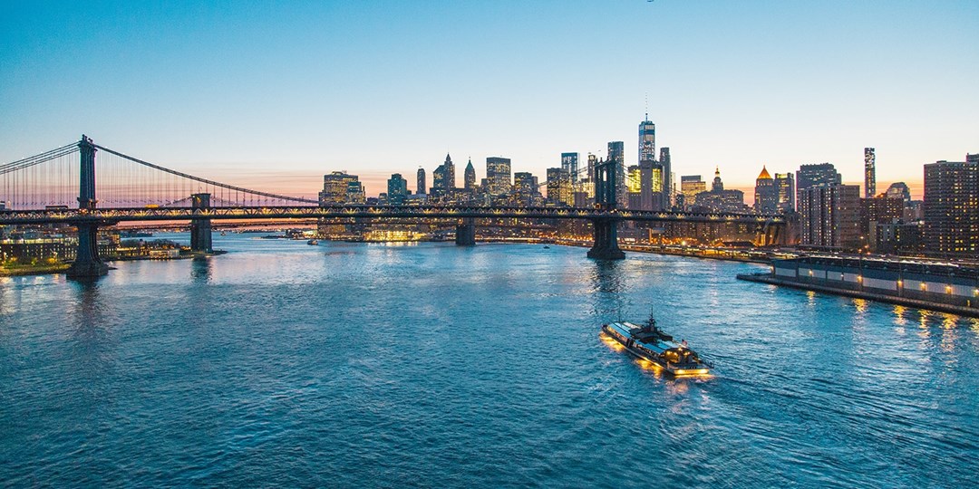 Save 20—Sightseeing & dining cruises in NYC Travelzoo