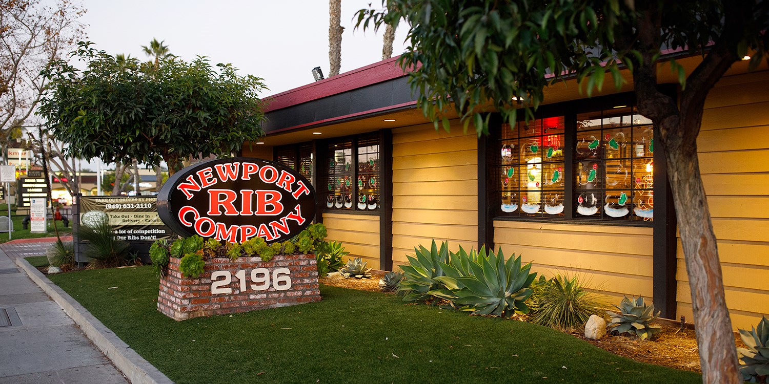 20 Naples or Newport Rib Company 40 Dining Credit Travelzoo