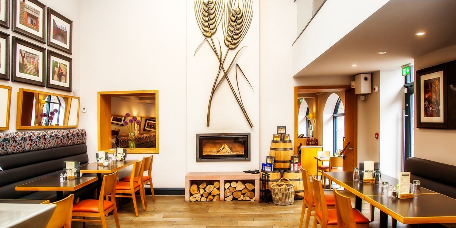 £39 -- The Lakes Distillery: tour, tastings & dinner for 2