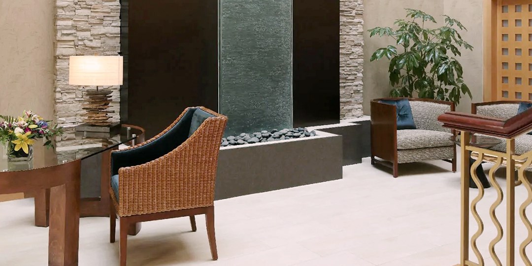 99 'Top 5' Maryland Spa Hotel Massage or Facial w/Bubbly Travelzoo