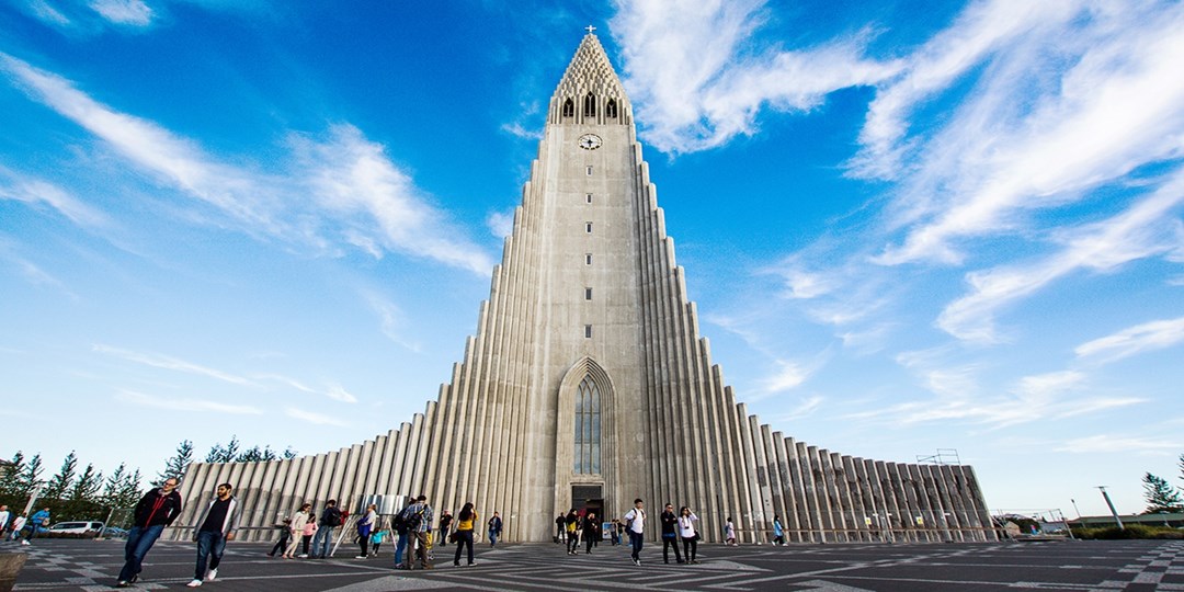 Iceland Northern Lights Escape w/Flights Travelzoo