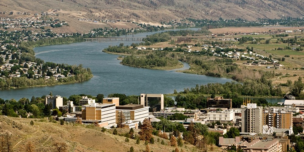 $79 – Downtown Kamloops Stays w/Parking & Drinks, Reg. $125 | Travelzoo