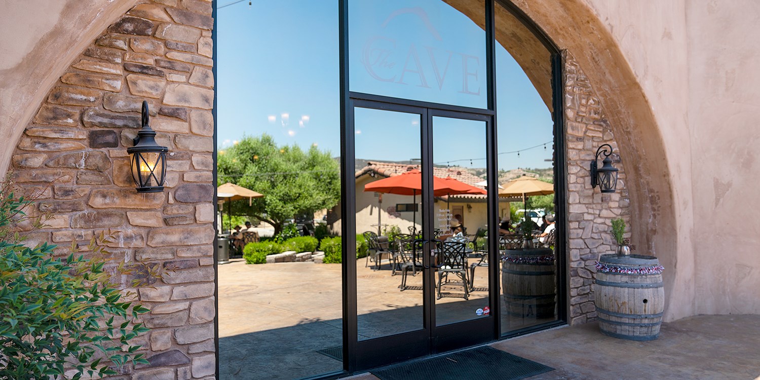 39 Temecula Winery Lunch for 2 w/Drinks, Reg. 75 Travelzoo