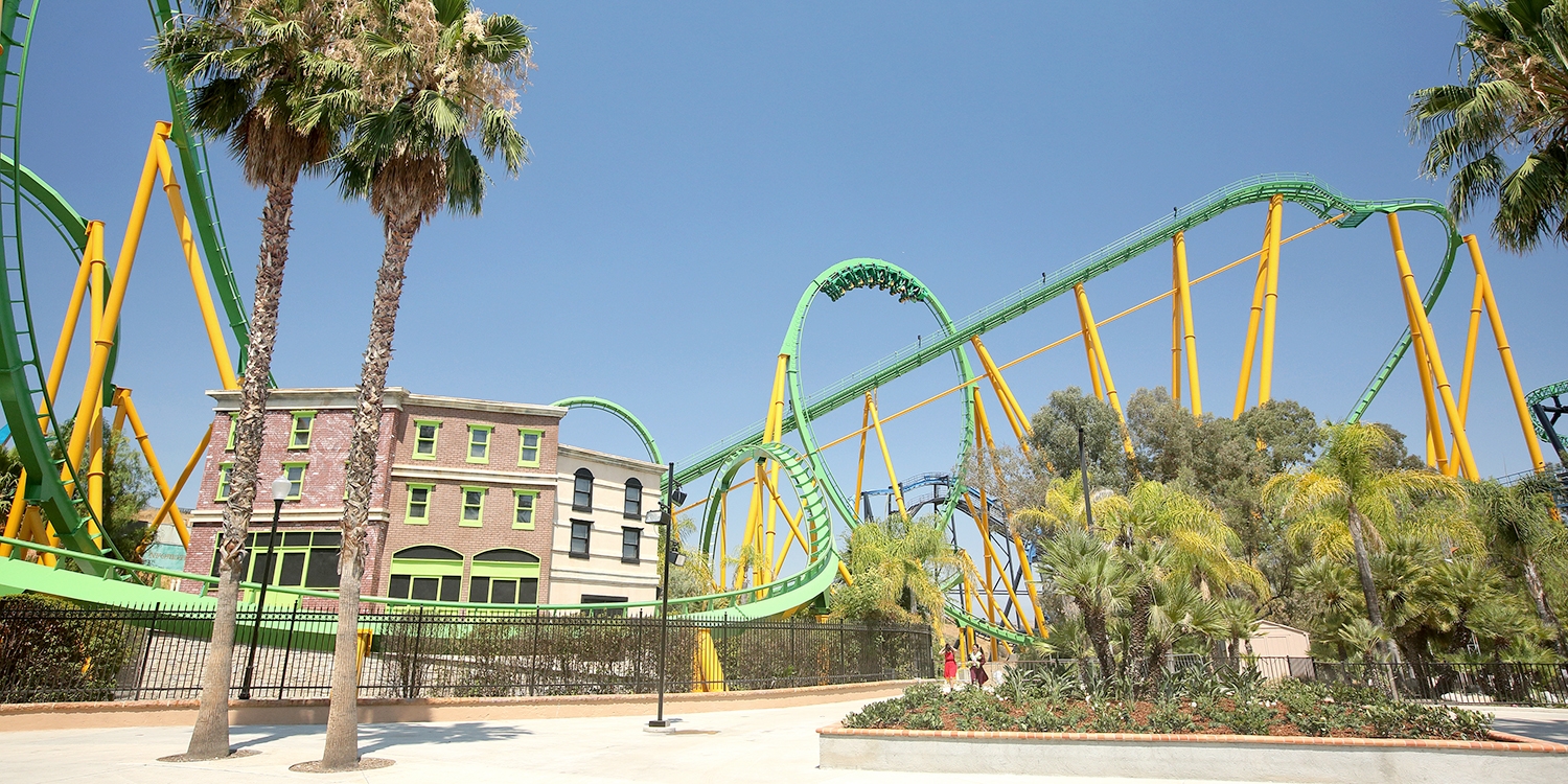 Six Flags Magic Mountain Admission through December Travelzoo