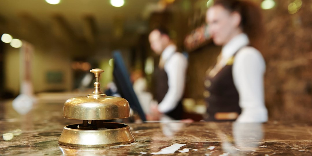 Hacking Hotels 16 Ways to Hack Your Hotel Room | Travelzoo